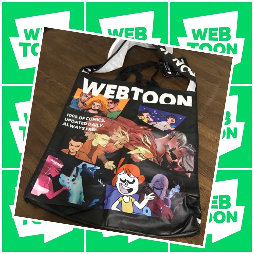 WEBTOONS Extra Large Tote Bag w/Shoulder Strap NWT